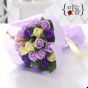 선물 장미 20송이 꽃다발 바이올렛 로즈데이 성년의날