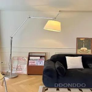 아르떼미데 톨로메오 장스탠드 Tolomeo Artemide 플로어 바스큘란테 테라 램프