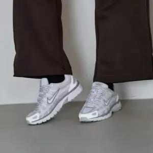 [나이키] P-6000 데일리 운동화 스니커즈 FV6603-101