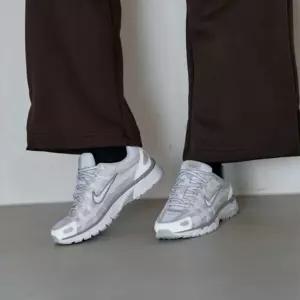P-6000 데일리 운동화 스니커즈 FV6603-101
