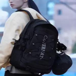 커버낫 CO2606BP02BK 가벼운가방 여행가방 뉴 어센틱 27L 백팩 블랙 4286846