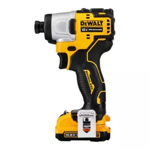 [5105595-디월트]충전임팩드라이버 DCF801L2 10.8V/3.0/12V (1EA)