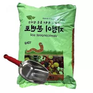 지렁이 분변토 10kg 유기농 천연 비료 화분 텃밭 밑거름 영양 공급 가정용