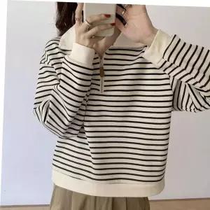 단가라 하프 집업 여성용 폴로 스웨트 MFNC040096
