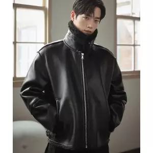 DRAW FIT 오버사이즈 라인 무스탕 자켓 [BLACK] 132297