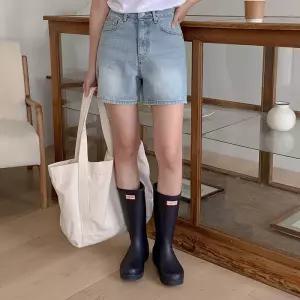 [코코블랑] 위치 슬릿 데님쇼츠