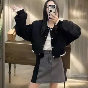 친절한탄씨 항공점퍼 블루 여자 크롭 블루종 바시티 재킷 간절기 아우터 여자점퍼 가을여성점퍼