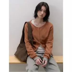 윈터 카디건 옐로이시 브라운 35615AWM2B1369500