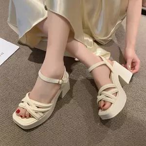 더구두 스퀘어 스트랩 가보시 메리제인 통굽 샌들힐 구두(8cm)-6320