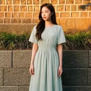 [ab.plus] 퍼프소매 셔링 반팔 롱 원피스 (LSA2MO52A)