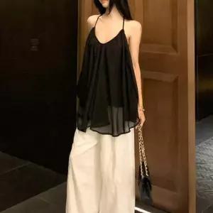 T4939 바캉스 홀터넥 백리스 페플럼 쉬폰 블라우스