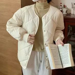여성 경량패딩 마름모 루즈핏 노카라 라운드넥 패딩