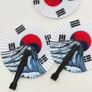 [하프클럽/]전통 태극기 손부채 접이식 휴대용 부채 원형 종이부채 접부채