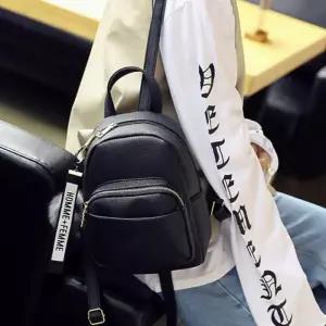 [슈썸][슈썸] 시크하고 고급스러운 여성용 미니백팩 HT-1107 (11394816A)