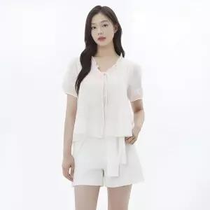 플라스틱아일랜드 소매 볼륨 핀턱 반팔 블라우스 PS2WB684