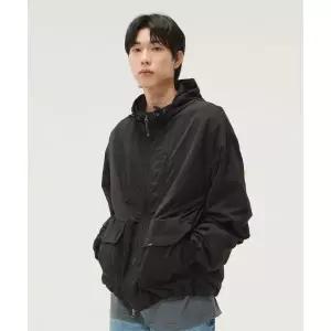 LEE 나일론 윈드브레이커 블랙 LE2403JK01BK 470537