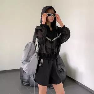 [하프클럽/]여자 매쉬 네온 라인 트레이닝 후드집업 반바지 세트