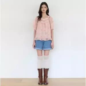 갤러리아 [써스데이아일랜드]2025 S/S 레이스 믹스 쉬폰 블라우스(T264MBL241W)