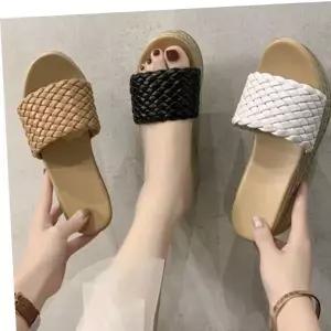 8612 통굽 슬리퍼 여성 쿠션 샌들 힐샌들 하이힐