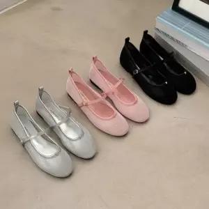오너클랜 플랫 여성구두 슈즈 통굽단화 로퍼신발 컴포트화