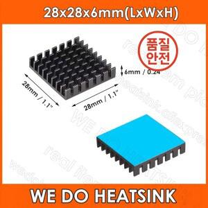 28x28x6mm 열 접착 테이프가 있는 MOS GPU IC 칩용 검정색 슬롯형 양극 처리 라디에이터