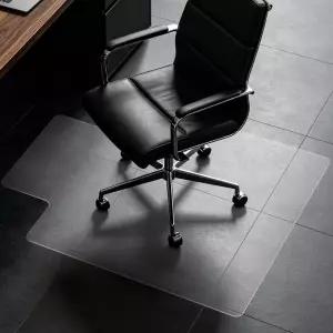 단단한 바닥용 투명 의자 매트 36 x 48 견고한 용도의 책상 볼록형 두꺼운 내구성 PVC 미끄럼 방지 그립
