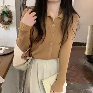 여성 브이넥 금장단추 카라 가디건