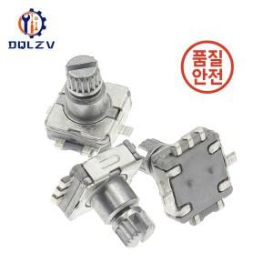 푸시 버튼이 있는 로터리 인코더 코드 스위치 EC11 10MM 30 도 무한 회전 SMD 5 핀 플럼 샤프트
