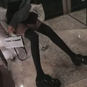 페이크 소프트 투톤 니삭스 스타킹패션잡화 여성 일타킹 편안한