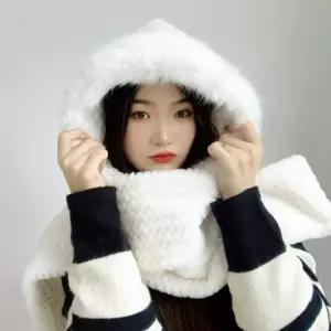 코지데잇 후드 머플러(화이트) 퍼머플러 모자 겨울 목도리 넥워머 단색 여성선물 크리스마스