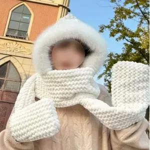 화이트 털모자 장갑 넥워머 머플러 귀도리 벙어리장갑 후드 귀달이 귀마개 귀도리 숄