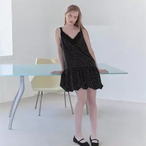 DOT BALLOON ONE PIECE BLACK 843092