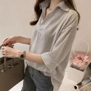 여자 남방 7부 세로 스트라이프셔츠 2컬러 반오픈카라
