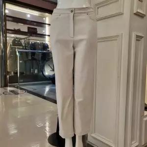 [하프클럽/BCBG]BCBG 비씨비지 봄24 그라치에 바지 B4A1P371