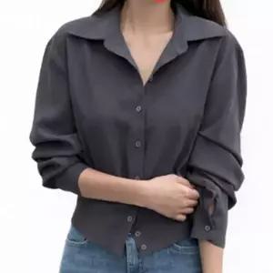 [하프클럽/]여성 핀턱 크롭 카라 긴팔 셔츠 1P 루즈핏 깔끔한 간절기 블라우