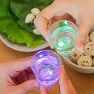 [마이모노샵][마이모노샵] 홈파티 특이한 애주가 선물 LED 불빛 소주잔 술잔 컵 (39151410)