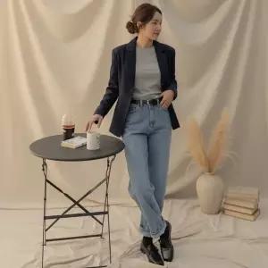 여성 금버튼 수트핏 카라 컨템포러리 자켓 재킷 외투