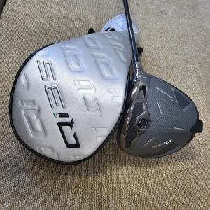 중고 거의새거 TaylorMade QI35 드라이버10.5도 R 국내정품 E508007