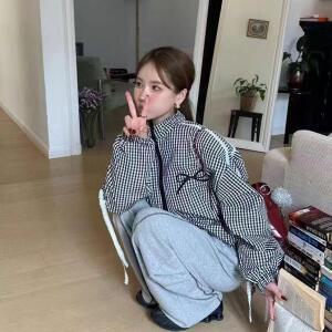 엘럽 여성 스탠드 칼라 캐주얼 지퍼 스트라이프 보우 프린트 숏 자켓 탑 꿀템