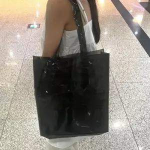 셀럽하우스 숄더백 비치백 투명가방 반투명 pvc 검정