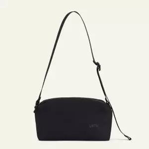 [Urth] Dolomite 5L Crossbody Camera Sling Black 어스 돌로마이트 카메라 슬링백 블랙