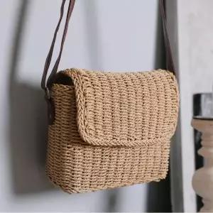 밀짚 사각 왕골 가방 여자 라탄 크로스백 숄더백 여름