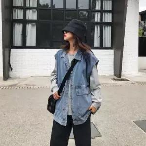 실용적 내추럴 데님 베스트 여성 어반 워크 데일리아이템 HS 캐주얼