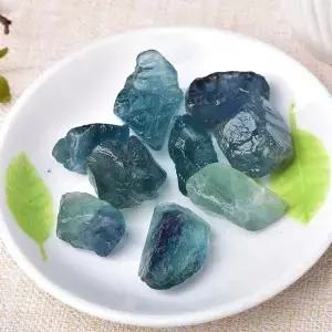 천연 녹색 형석 크리스탈 스톤 힐링 쿼츠 광석 미네랄 에너지 장식품 바위 표본 DIY 선물