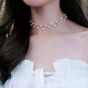 목걸이 여성용 초커목걸이 초커 진주장식 진주잎 미니 레이어드
