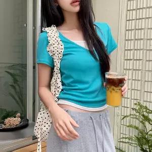 핫핑 [쿨링박하][레이어드템/쫀쫀스판] 채플 딥브이넥 일체형 배색레이어드 반팔티셔츠