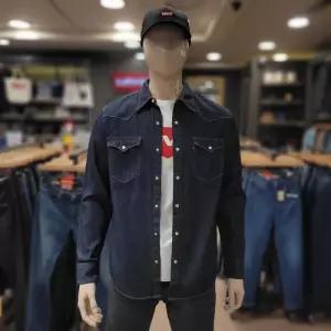 리바이스 클래식 웨스턴 스탠다드핏 셔츠 85745-0002
