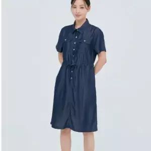 [모다아울렛][잠뱅이]여성 빈티지 허리스트링 바이오워싱 반팔 데님 원피스 AP2DDE473_IC