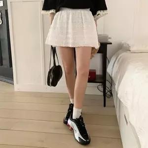 [옷자락]여자 러블리 펀칭 레이스 밴딩 스판 미니 스커트