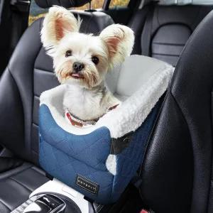 PETSFIT 세탁 가능한 쿠션 부드러운 베개 안전 리드가 포함된 강아지용 카시트 조절 스트랩이 이중 시트